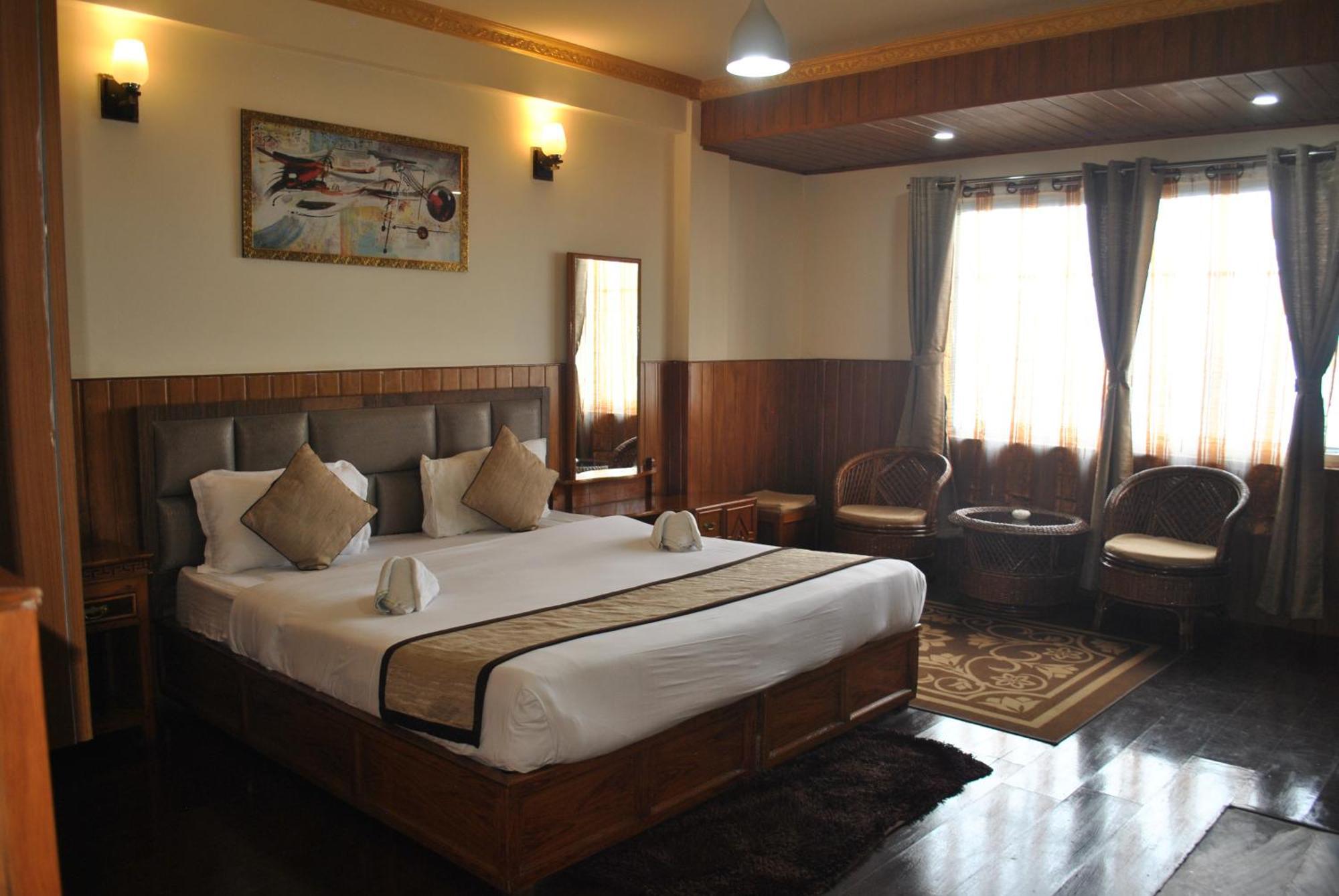Hotel Kasturi Palace & Restaurant Darjeeling Darjeeling  Bagian luar foto