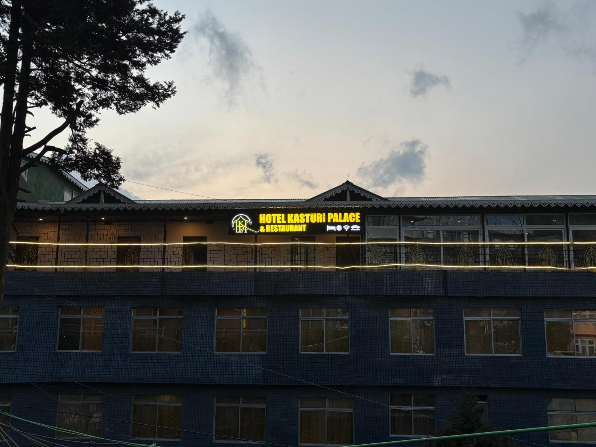 Hotel Kasturi Palace & Restaurant Darjeeling Darjeeling  Bagian luar foto