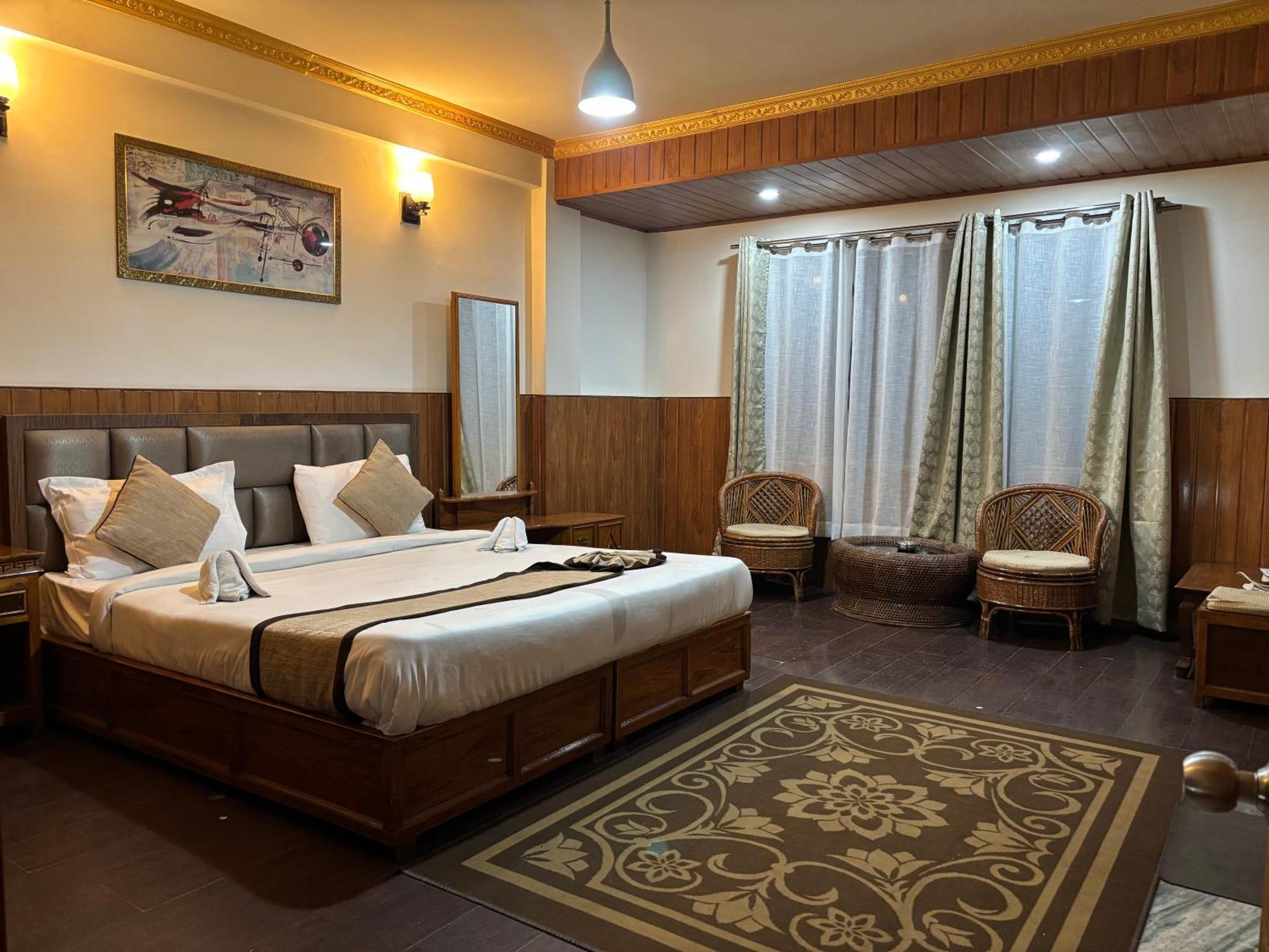 Hotel Kasturi Palace & Restaurant Darjeeling Darjeeling  Bagian luar foto